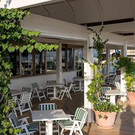 Hotel Pietra Di Luna