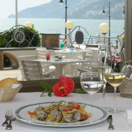 Pietra Di Luna 4*