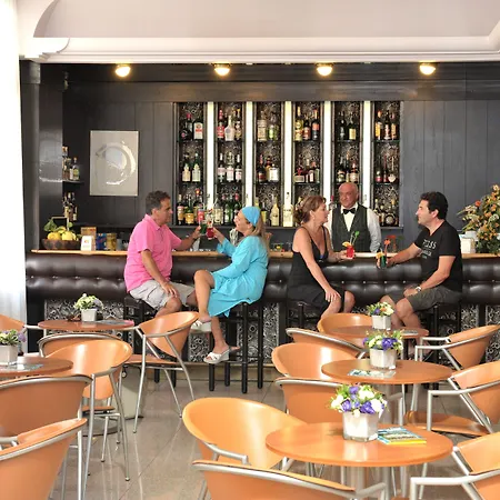 Hotel Pietra Di Luna