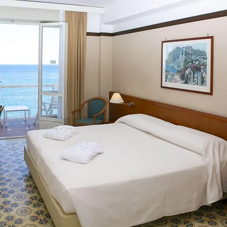 Hotel Pietra Di Luna