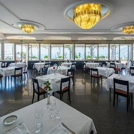 Pietra Di Luna Hotel