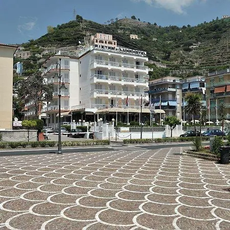 Hotel Pietra Di Luna
