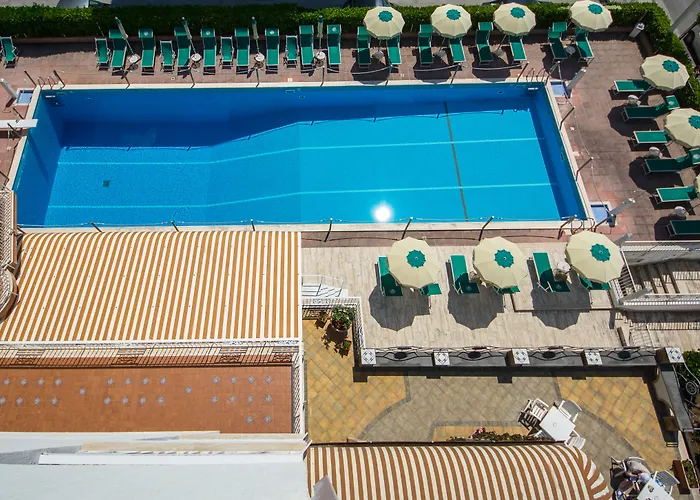 Pietra Di Luna Hotel