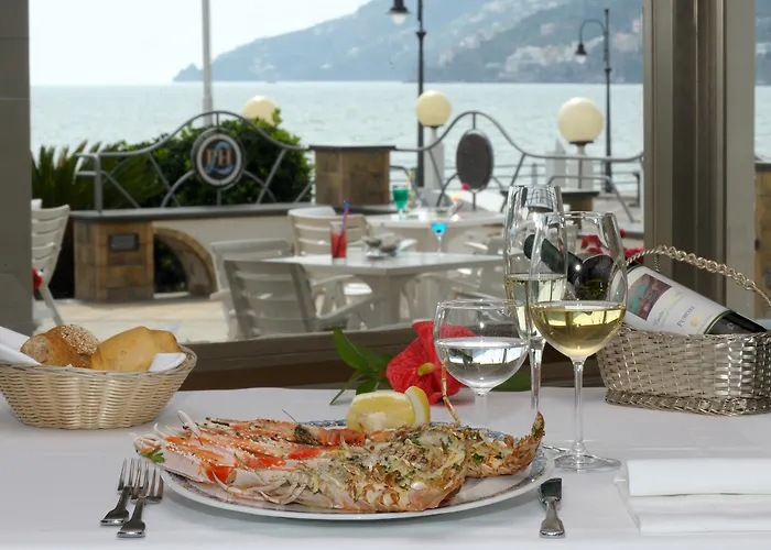 Pietra Di Luna Hotel