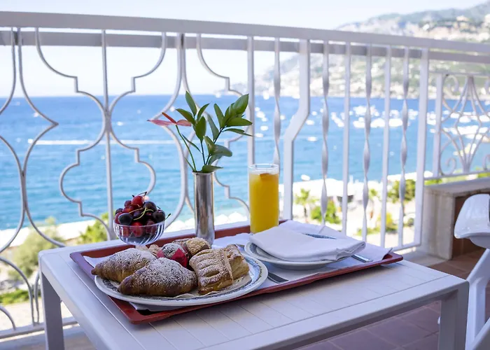 Pietra Di Luna Hotel