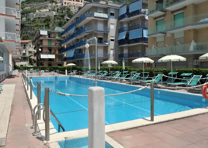 Hotel Pietra Di Luna